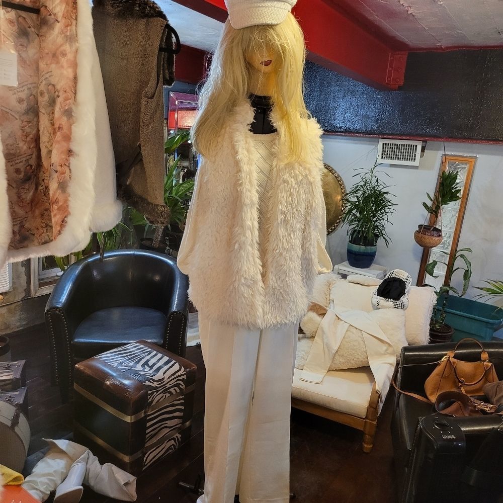 SUSINA WINTER WHITE VEST XL